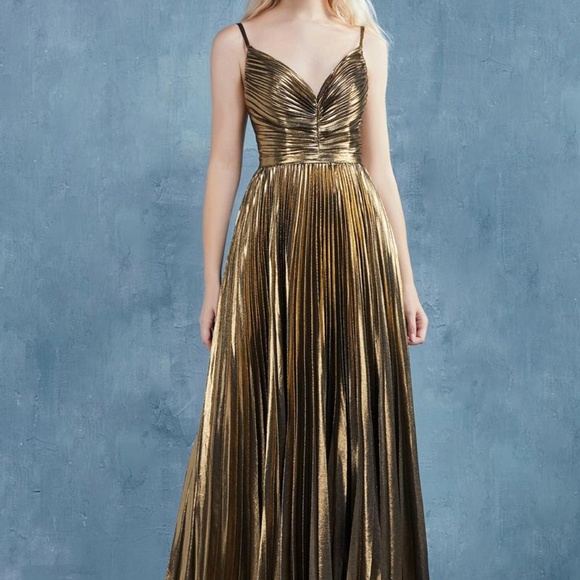 Evening gown - Picture 1 of 8